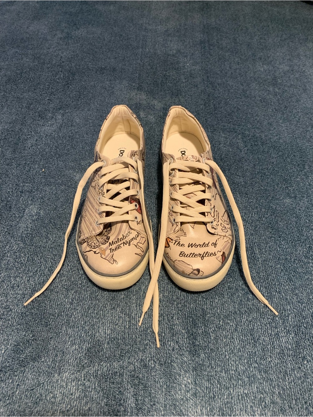 DOGO Shoes Cream Lace-Up Sneakers with Butterfly Script Graphic